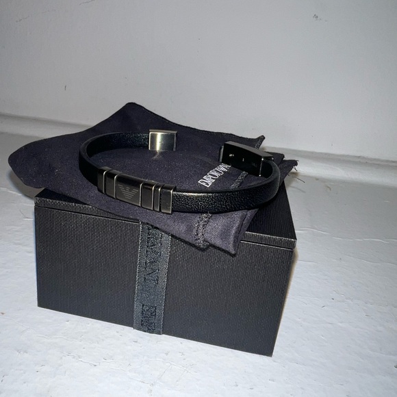 Emporio Armani Black Leather strap Bracelet - Picture 9 of 10